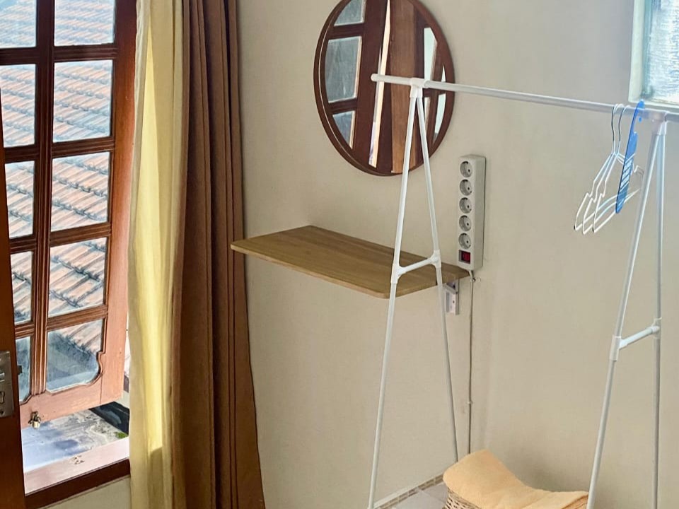 WhatsApp-Image-2024-12-06-at-14.40.49-2-1